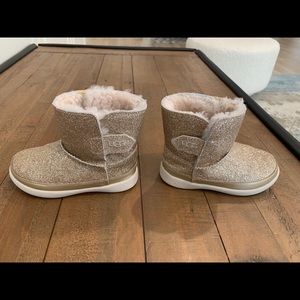 UGG Keelan Glittery Boots Toddler Size 7